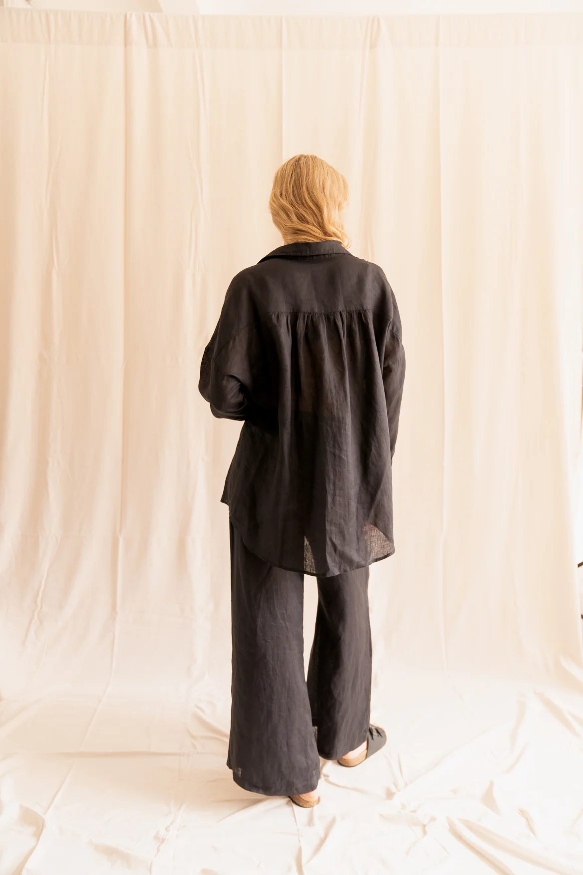 Noa Relaxed Oversized Linen Shirt